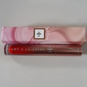 Plump a la creme lipgloss